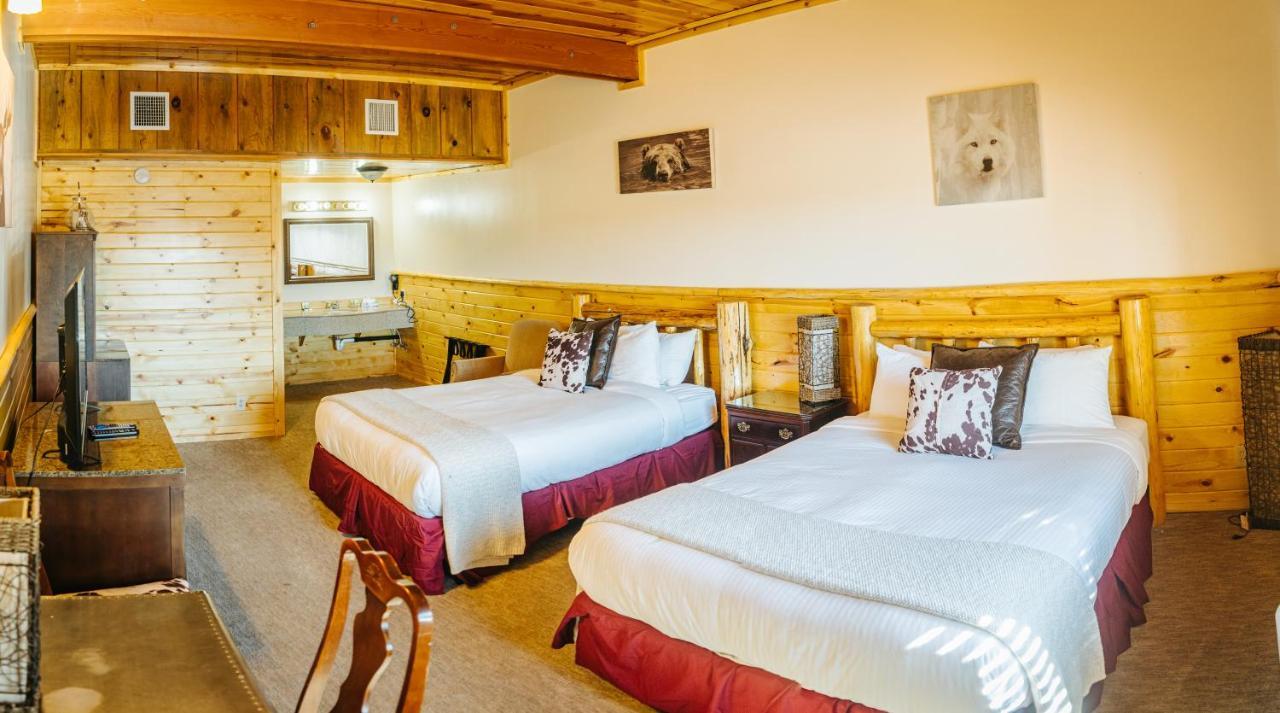 River Lodge Island Park Bagian luar foto