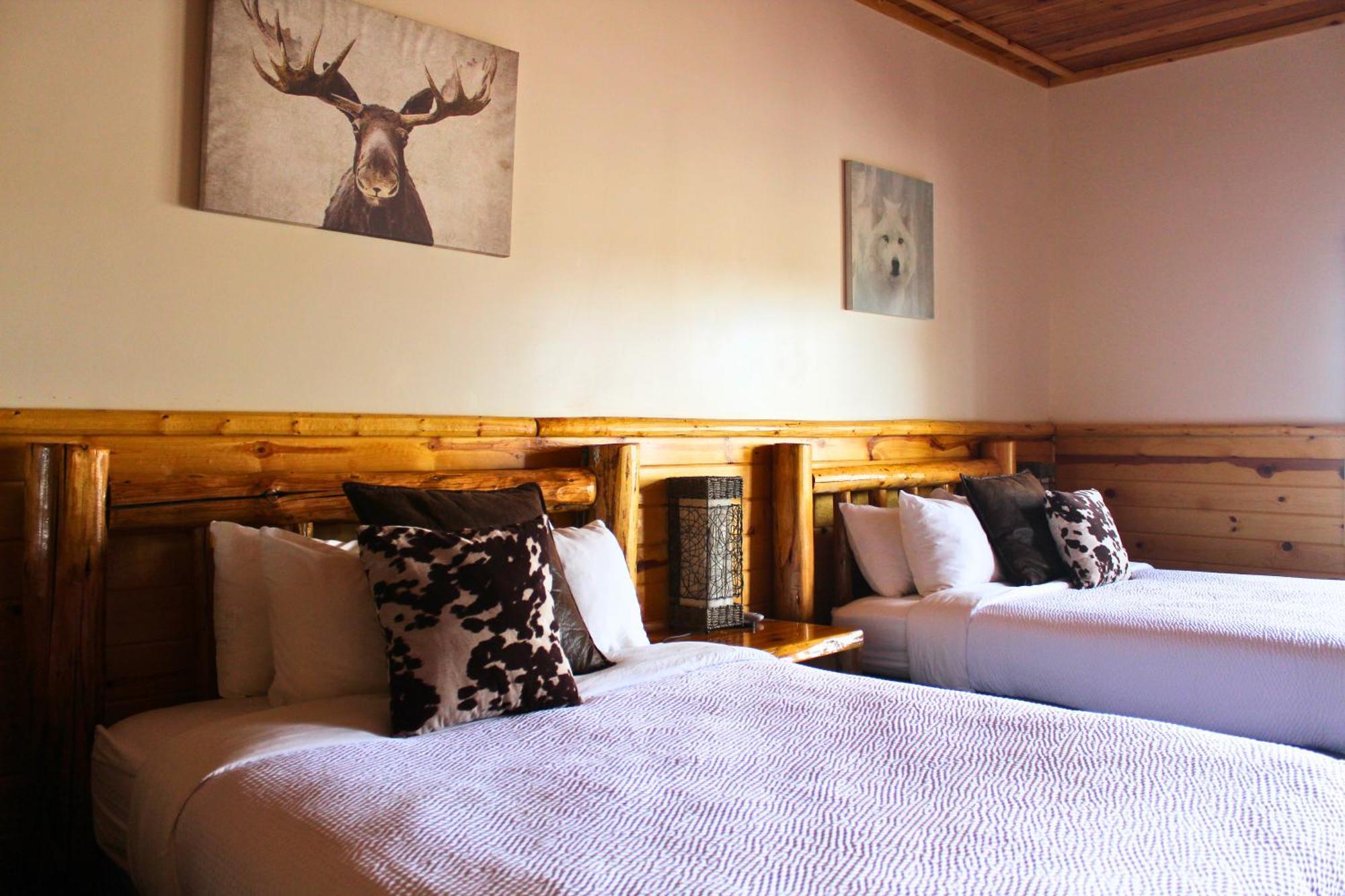 River Lodge Island Park Bagian luar foto